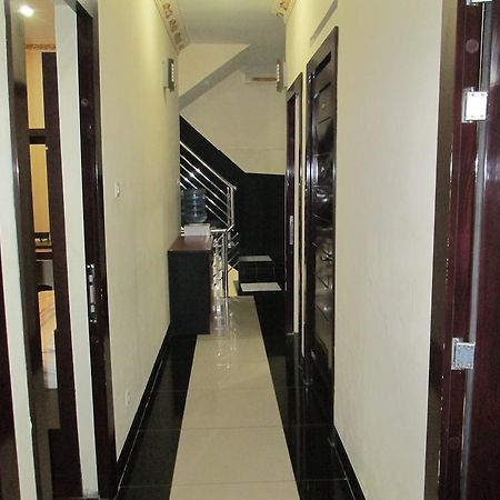 Allure Guest House Bandung Extérieur photo