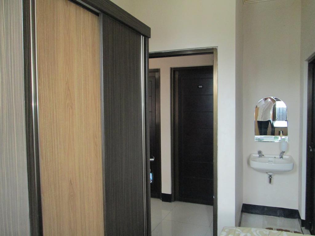 Allure Guest House Bandung Chambre photo